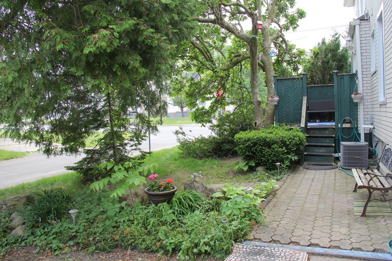 Cozy House B&B Niagara Falls Exteriör bild
