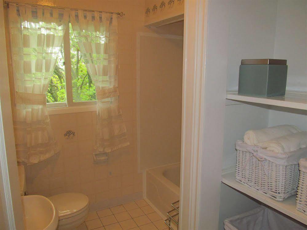 Cozy House B&B Niagara Falls Exteriör bild